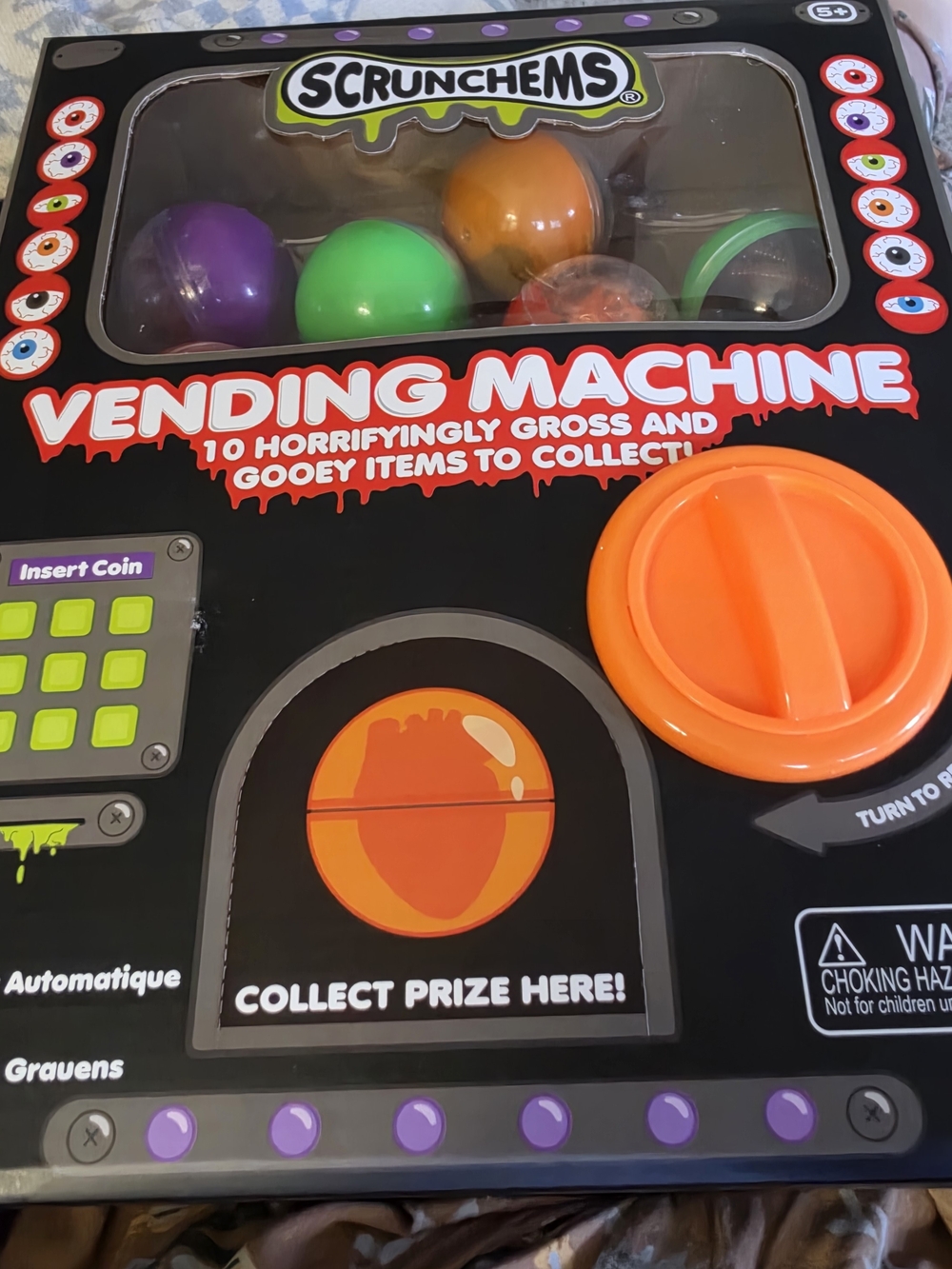 SCRUNCHEMS VENDING MACHINE 10 HORRIFYINGLY GROSS & GOOEY ITEMS TO COLLECT. NEW -